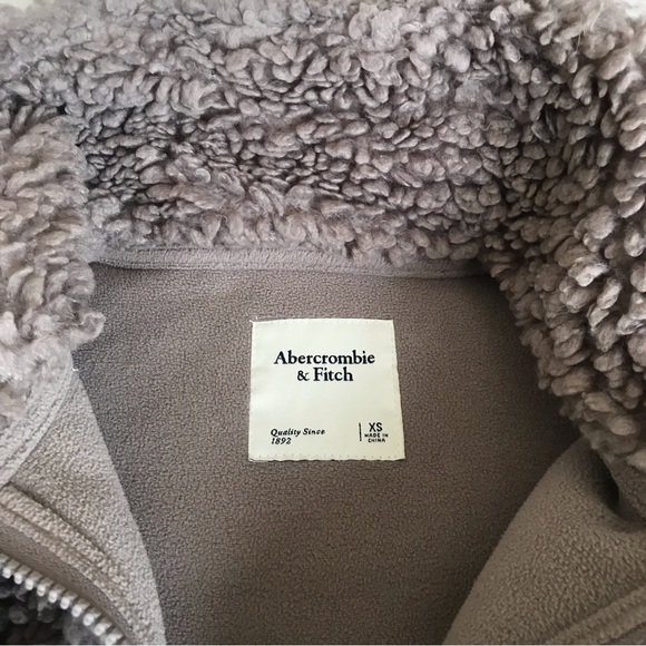 Abercrombie & Fitch Teddy Jacket - Picture 3 of 5